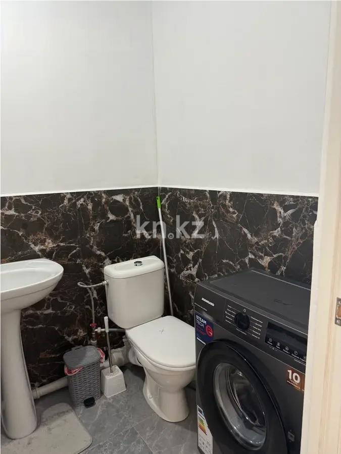 Продажа 1-комнатной квартиры, 35 м², ул. Омарова, дом  1 в Алматы - фото 4