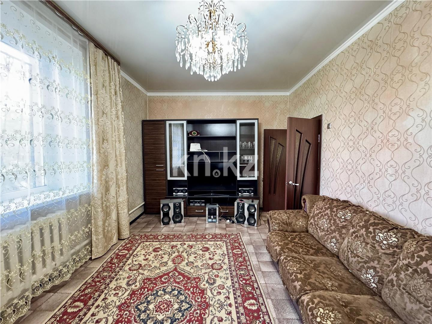 Продажа 3-комнатной квартиры, 76 м², ул. Медицинская, дом  68а в Караганде - фото 2