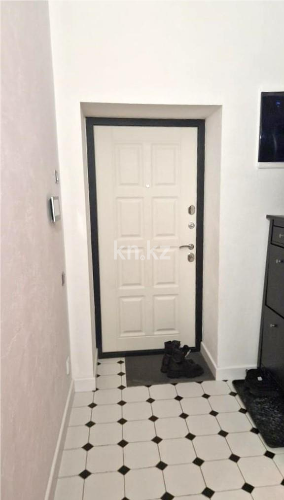 Продажа 4-комнатной квартиры, 90 м², ул. Момышулы в Караганде - фото 12