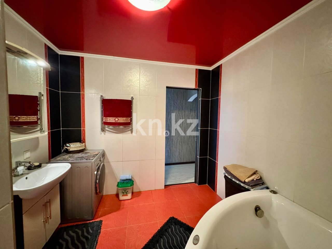 Продажа 4-комнатной квартиры, 90 м² в Караганде - фото 18