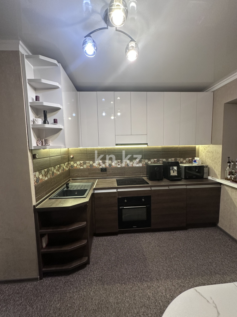 Продажа 2-комнатной квартиры, 54.8 м² в Алматы - фото 6