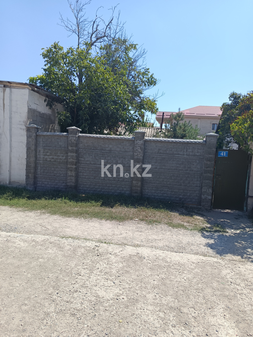 Продажа 4-комнатного дома, 80 м², Баласагуна в Таразе