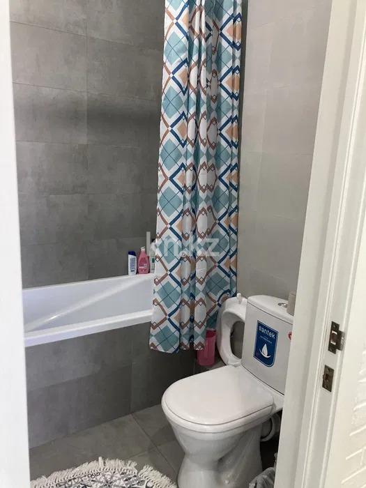 Продажа 3-комнатной квартиры, 69 м², ул. Дюсембекова, дом  44/2 в Караганде - фото 5