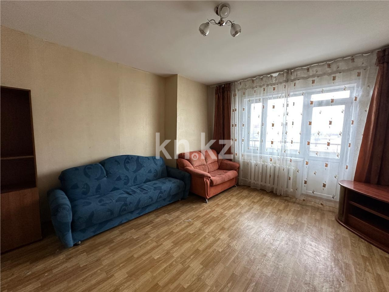 Продажа 2-комнатной квартиры, 60 м², ул. Сарыарка в Караганде - фото 3