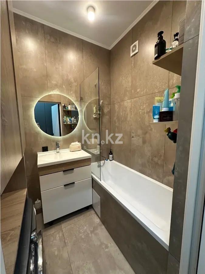 Продажа 2-комнатной квартиры, 52 м², ул. Утеген батыра, дом  11г в Алматы - фото 4