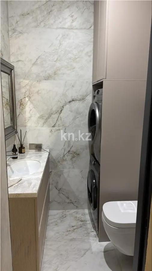 Продажа 2-комнатной квартиры, 72 м², пр. Назарбаева, дом  301 в Алматы - фото 3