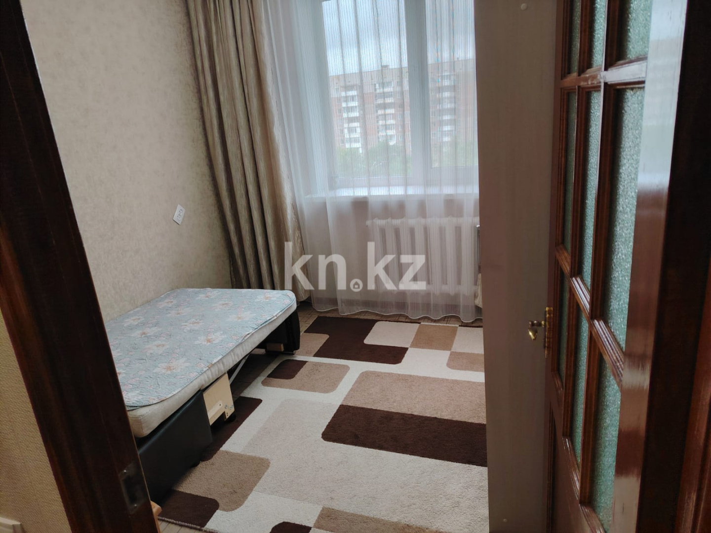 Продажа 3-комнатной квартиры, 64 м², мкр-н Гульдер-1, дом  1 в Караганде - фото 4