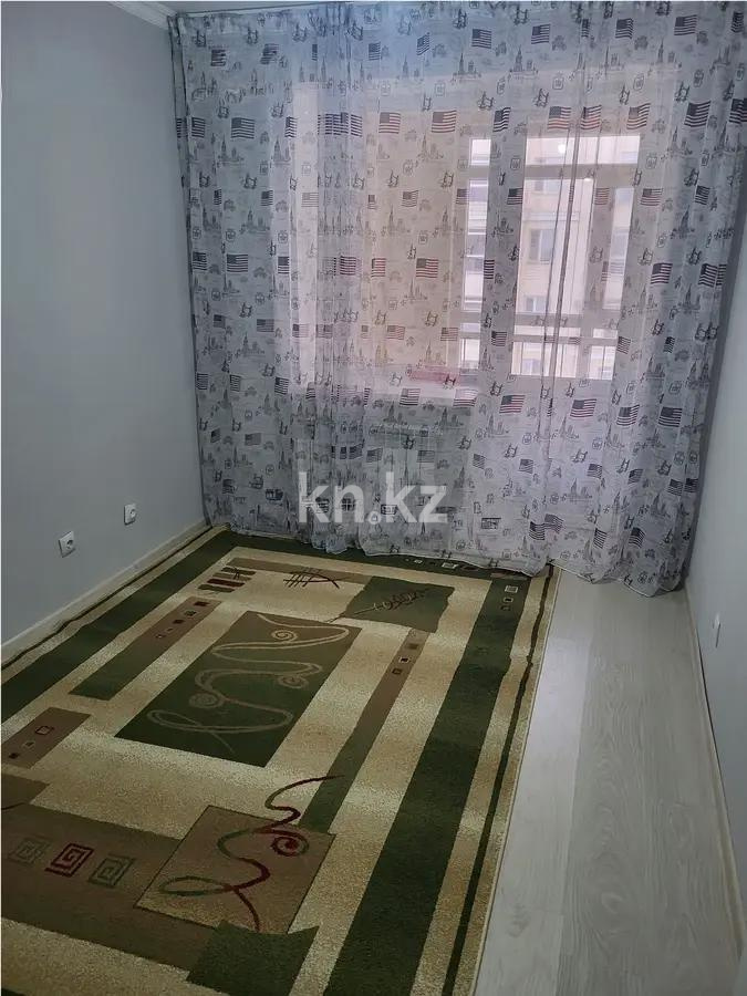 Продажа 3-комнатной квартиры, 70 м², ул. Омарова, дом  23/1 в Астане - фото 2