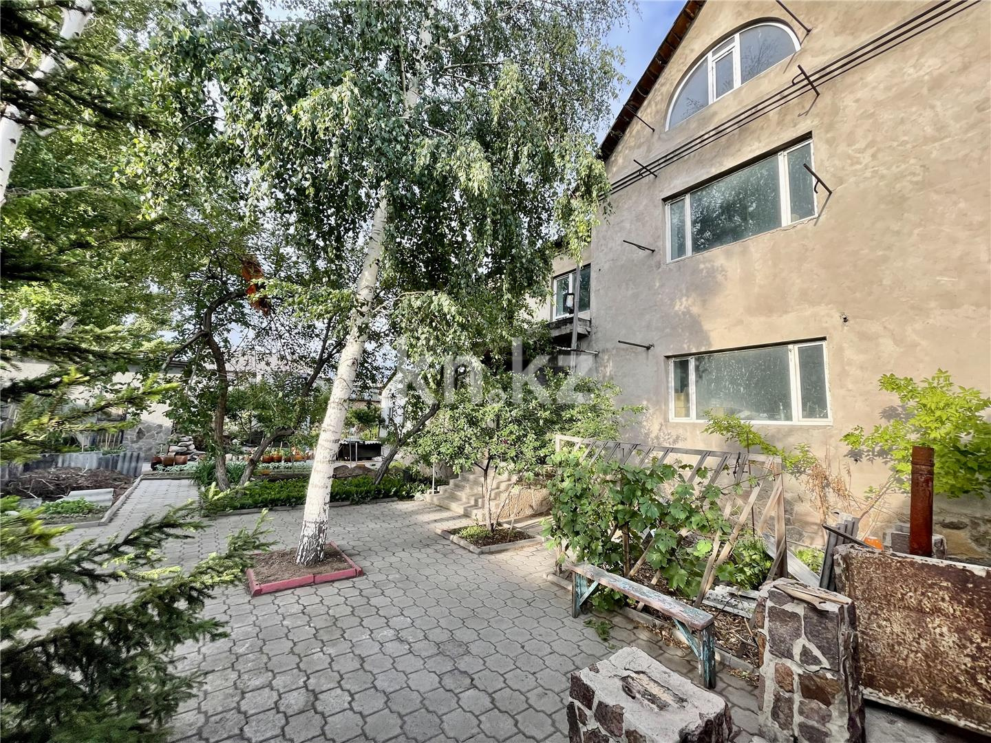 Продажа 7-комнатного дома, 279.3 м², ул. Костюшко, дом  1 в Караганде - фото 2