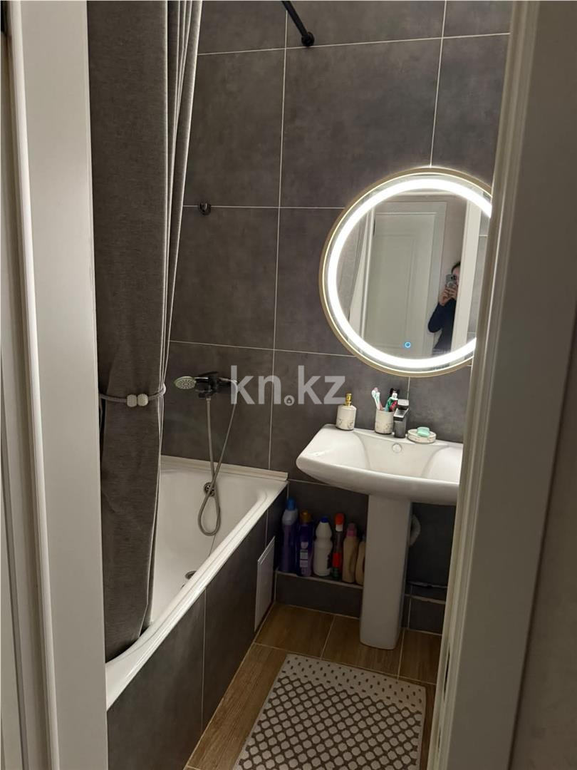 Продажа 2-комнатной квартиры, 65.5 м² в Астане - фото 8