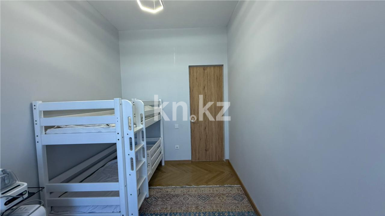 Продажа 5-комнатной квартиры, 155 м², ул. Жошы хана в Астане - фото 18