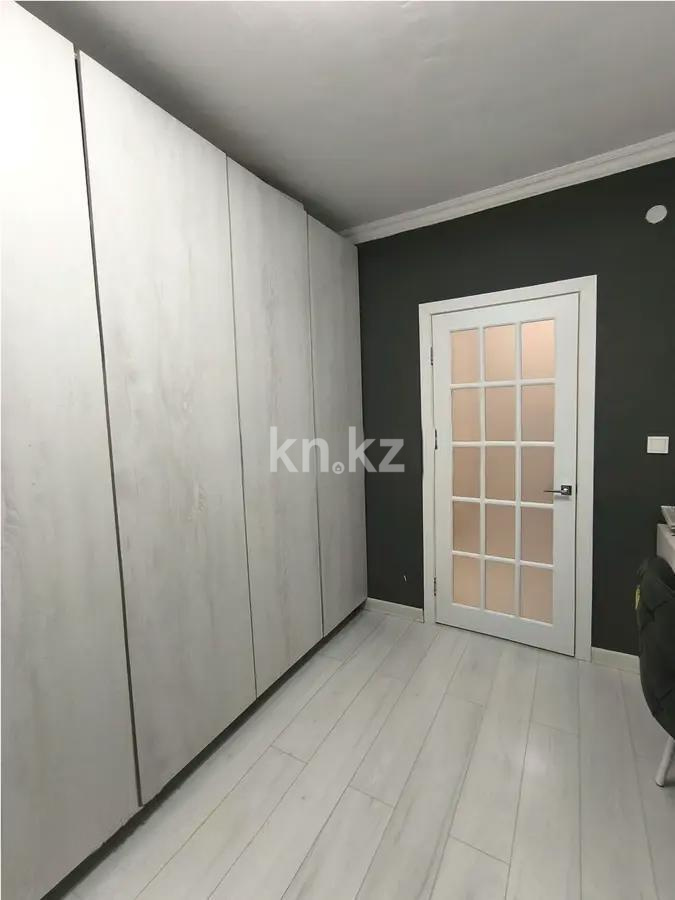 Продажа 2-комнатной квартиры, 56 м², пр. Кошкарбаева, дом  15 в Астане - фото 2