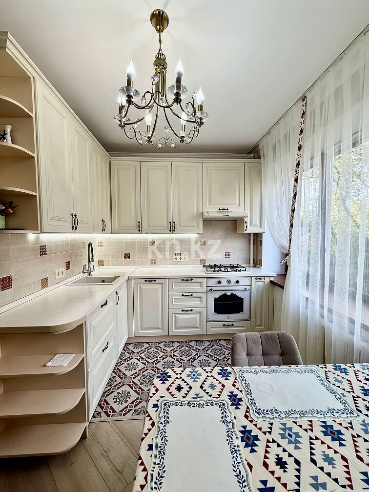 Аренда 2-комнатной квартиры, 65 м² в Алматы