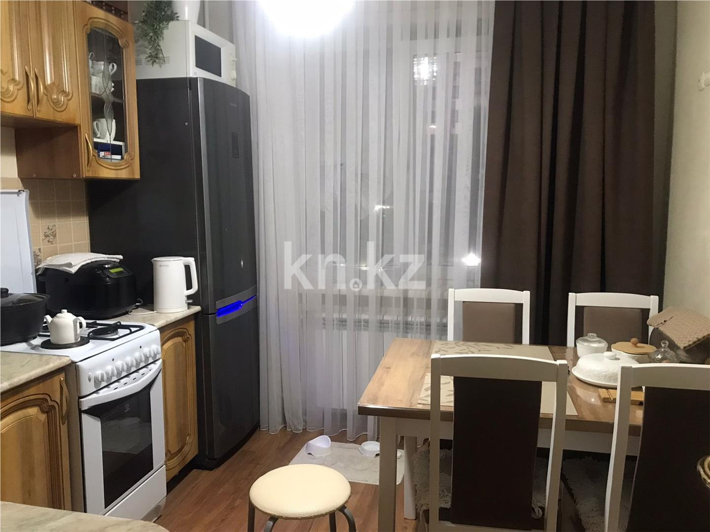 Продажа 3-комнатной квартиры, 64 м², ул. Таттимбета в Караганде - фото 4