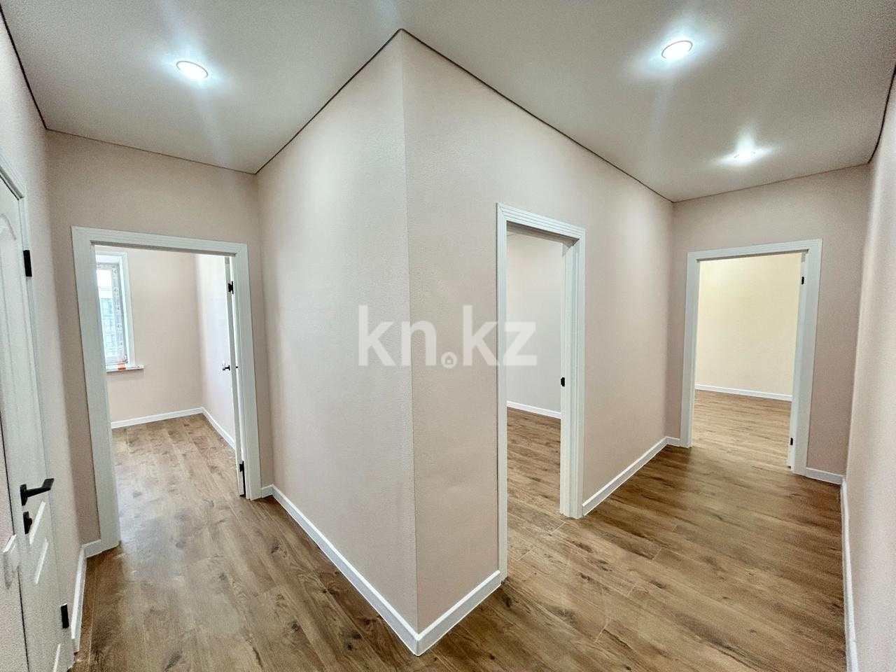 Продажа 2-комнатной квартиры, 59 м², ул. Муканова в Караганде - фото 8
