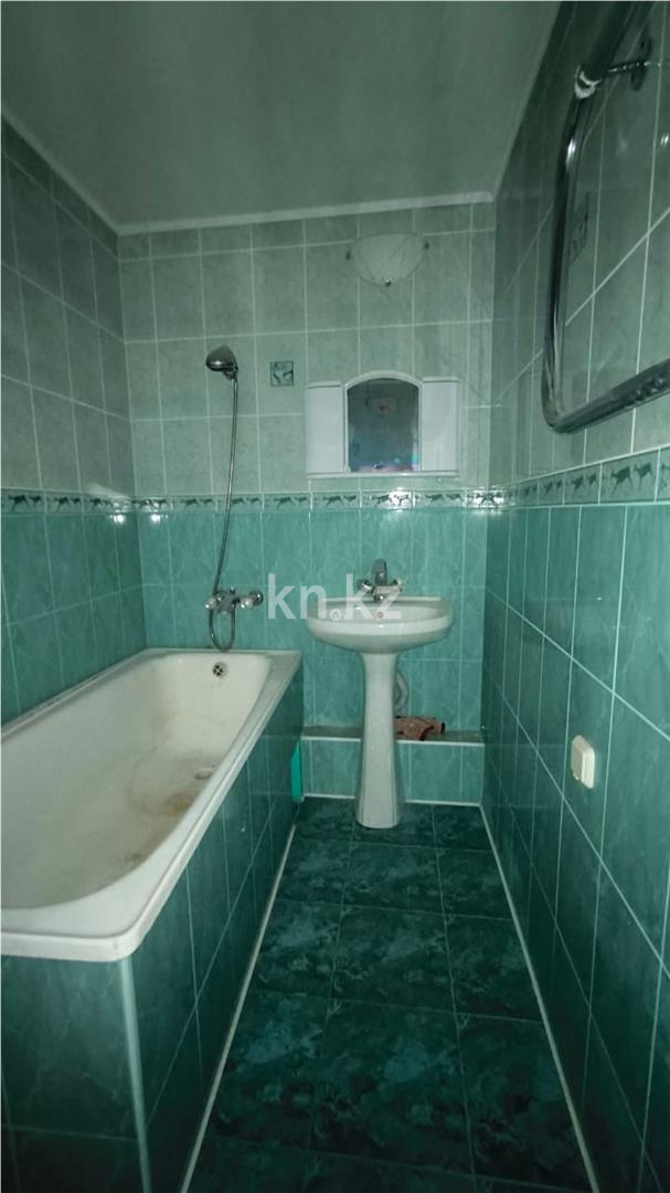 Продажа 2-комнатной квартиры, 53 м², ул. 6-й мик-н в Темиртау - фото 8