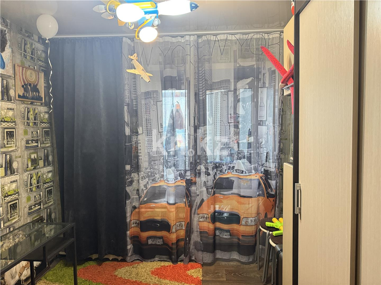 Продажа 4-комнатной квартиры, 72 м² в Караганде