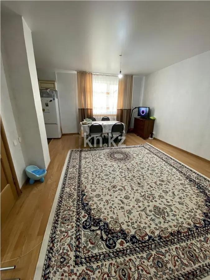 Продажа 3-комнатной квартиры, 70.4 м², пр. Кошкарбаева, дом  34 в Астане