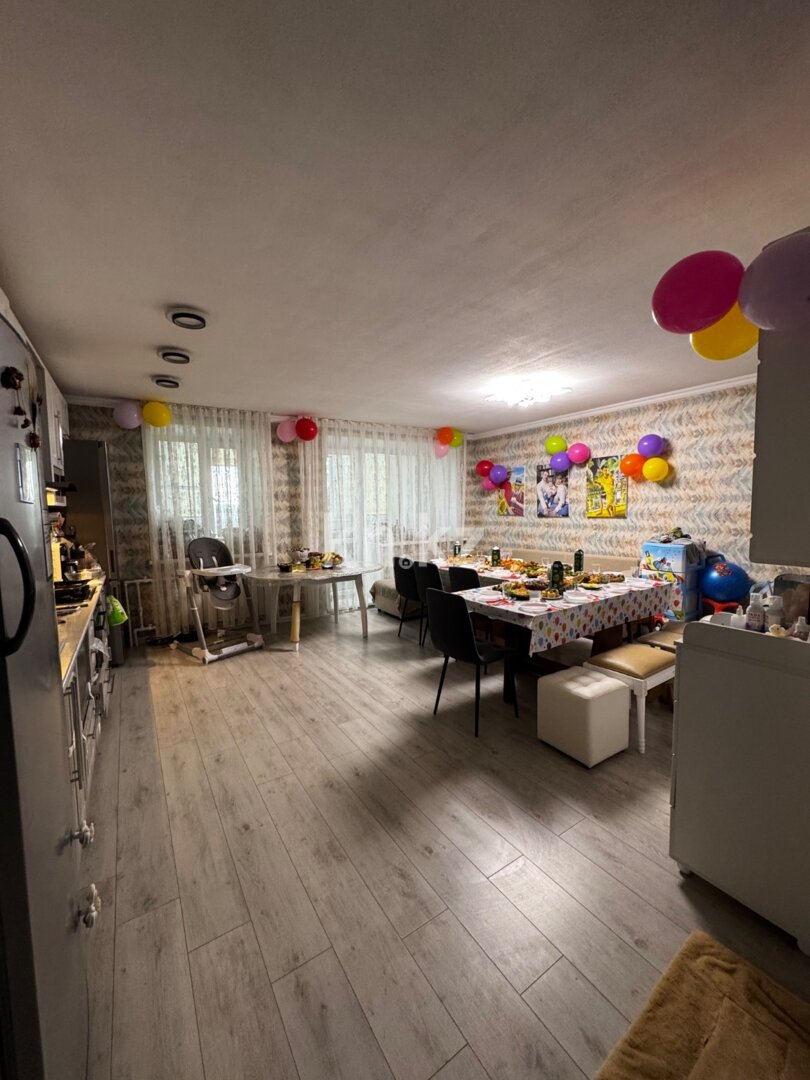 Продажа 4-комнатной квартиры, 93.5 м² в Сарани