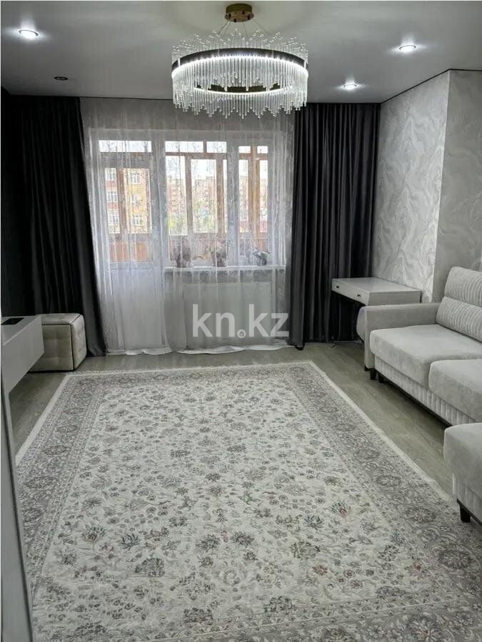 Продажа 2-комнатной квартиры, 61 м² в Караганде