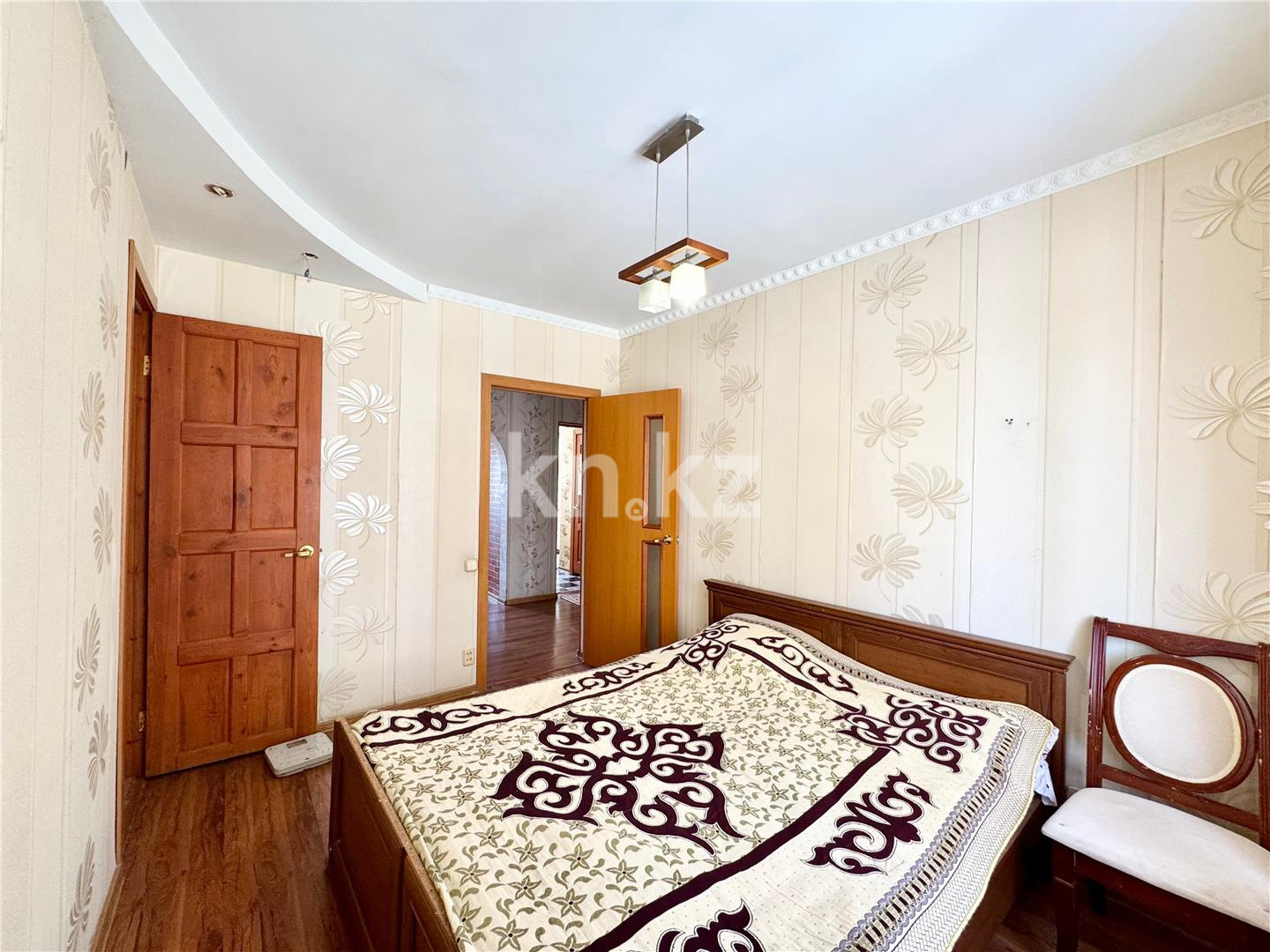 Продажа 4-комнатной квартиры, 87 м², пр. Шахтеров в Караганде - фото 4