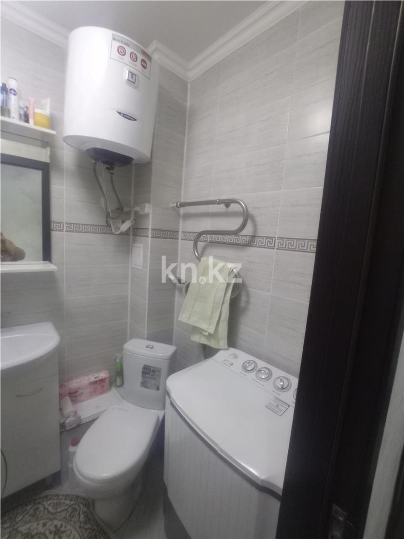 Продажа 2-комнатной квартиры, 44 м², мкр-н 22 в Караганде - фото 5