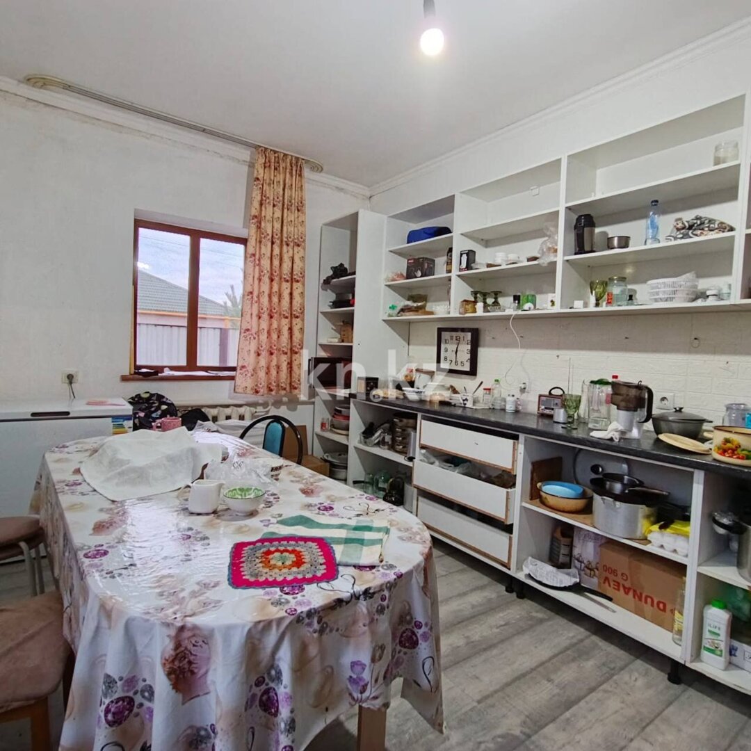 Аренда 4-комнатного дома, 140 м² в Астане