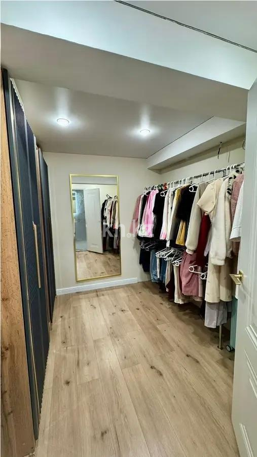 Продажа 5-комнатной квартиры, 190 м², ул. Аныракай, дом  1а в Астане - фото 11