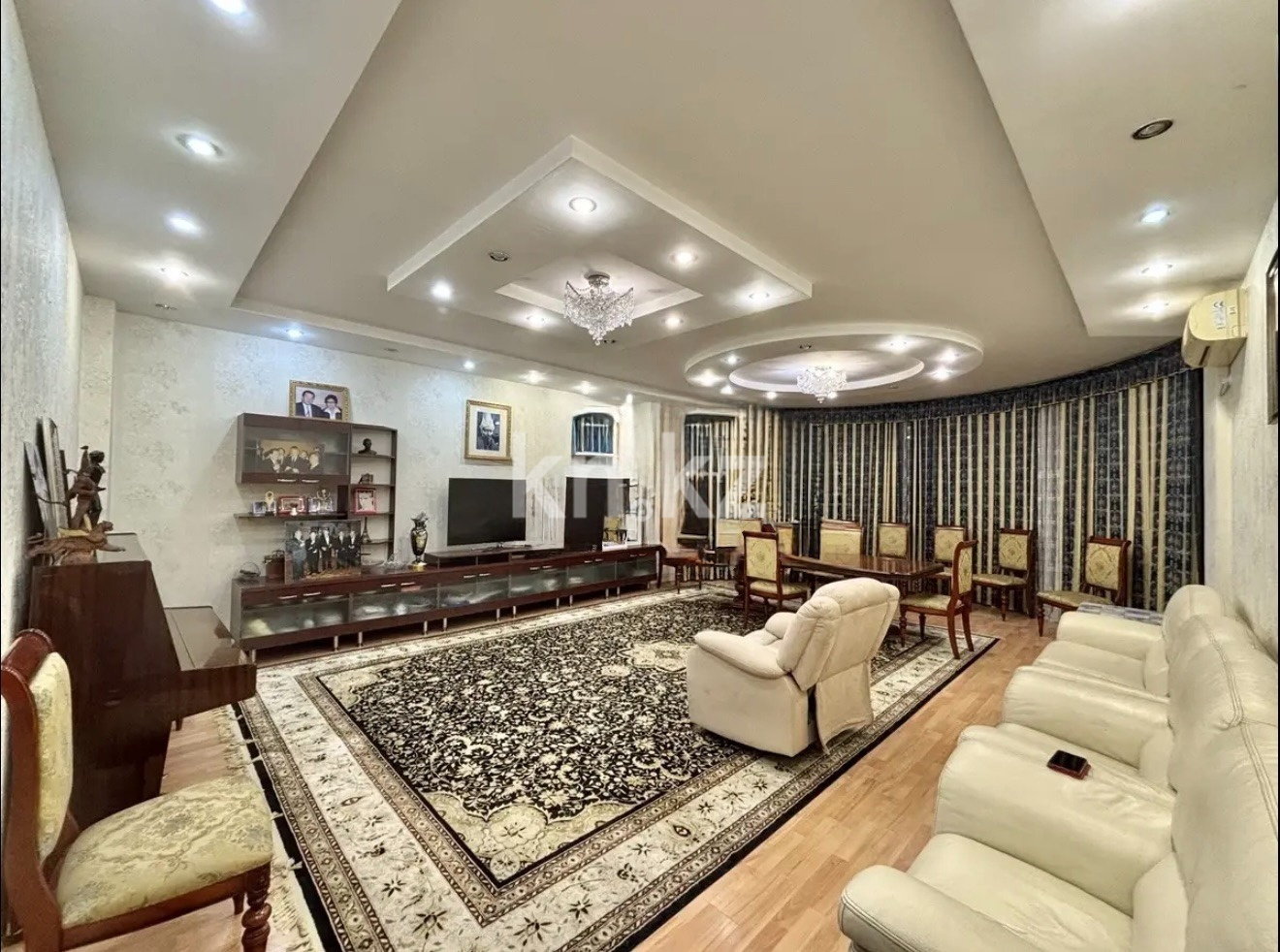 Продажа 5-комнатной квартиры, 285.6 м² в Алматы - фото 4