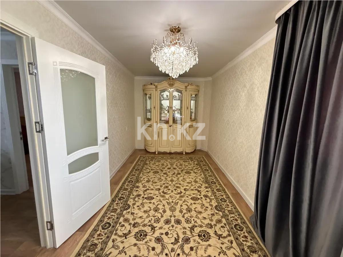 Продажа 5-комнатной квартиры, 86 м², 2 кв-л, дом  26 в Караганде - фото 2