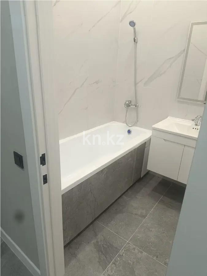 Продажа 1-комнатной квартиры, 43 м², ул. Жургенова, дом  19 в Астане - фото 3