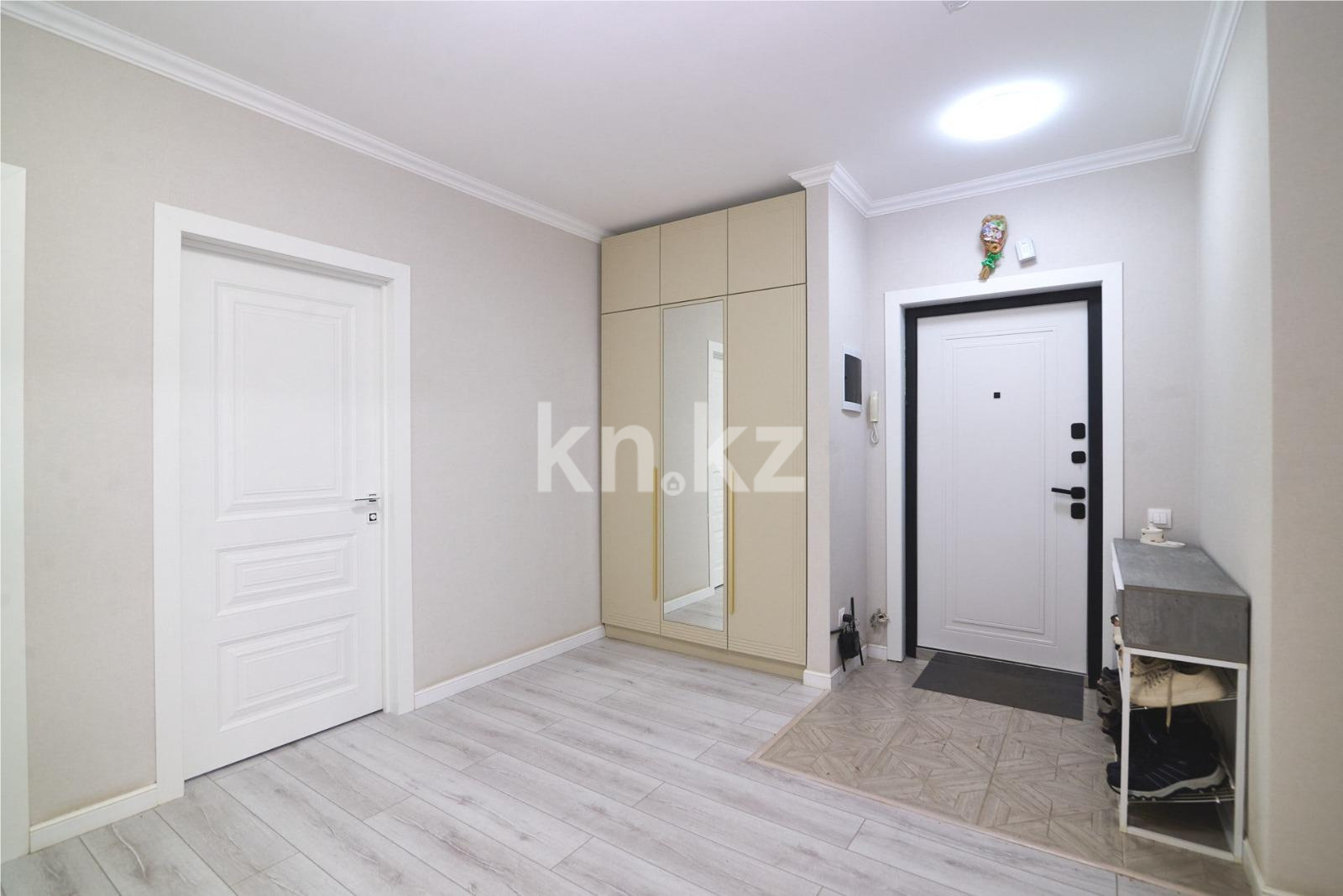 Продажа 3-комнатной квартиры, 93 м², ул. Сыганак в Астане - фото 9