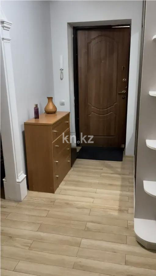 Продажа 3-комнатной квартиры, 70.4 м² в Алматы - фото 3