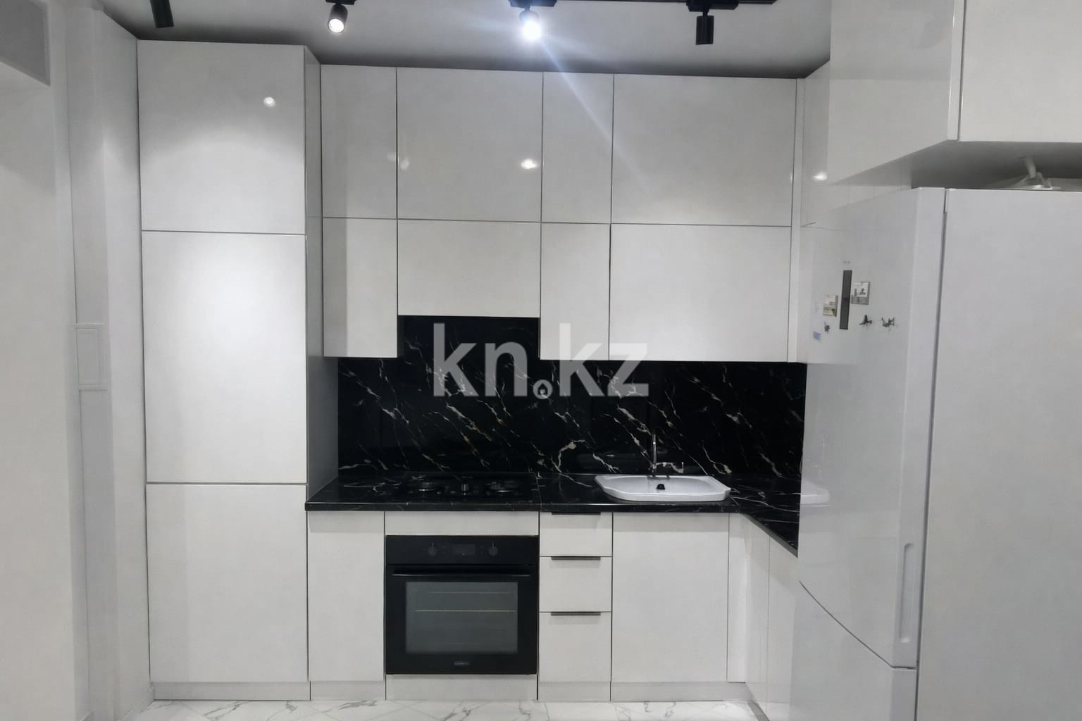 Продажа 3-комнатной квартиры, 103.3 м² в Уральске - фото 5