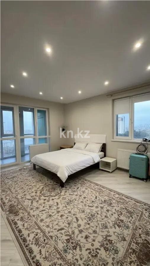 Продажа 2-комнатной квартиры, 70 м² в Алматы - фото 2