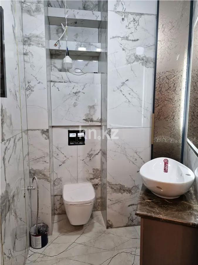 Продажа 2-комнатной квартиры, 73.3 м² в Алматы - фото 3