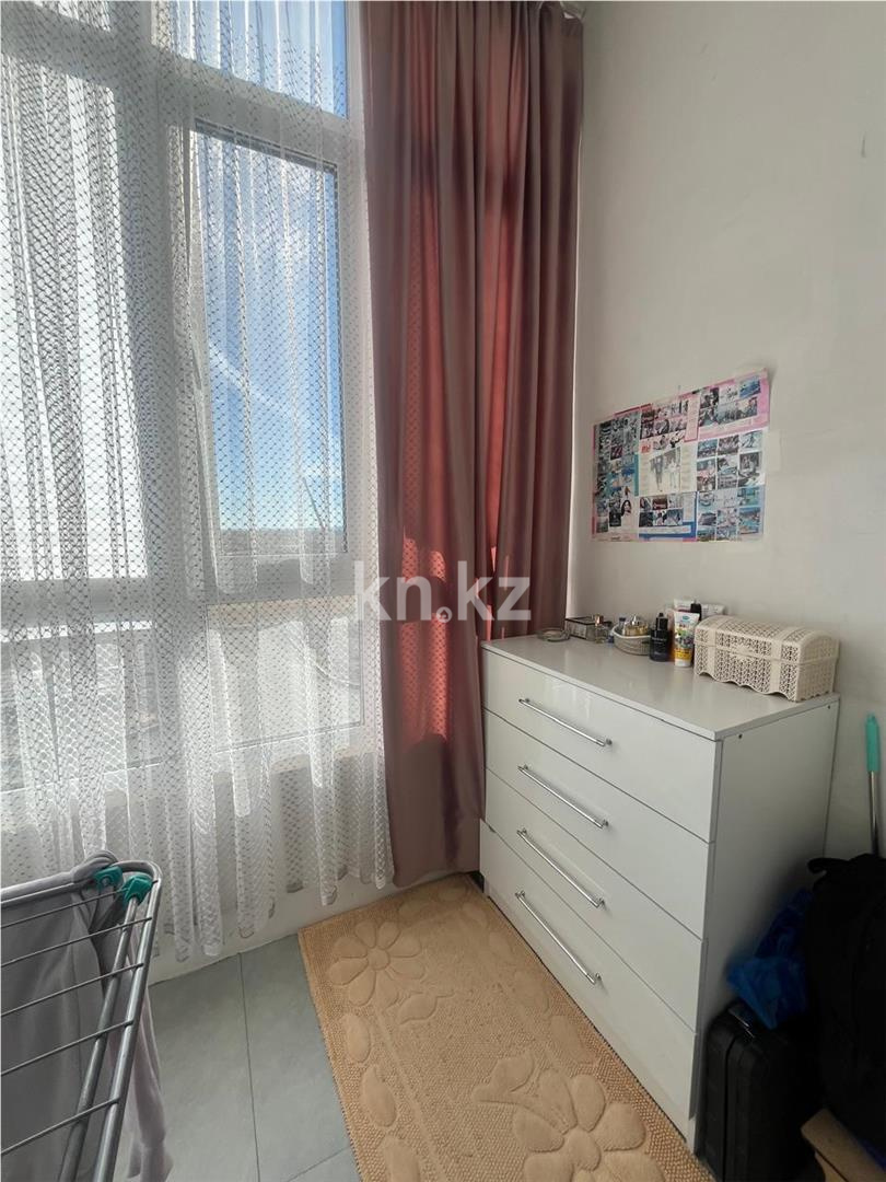 Продажа 1-комнатной квартиры, 46 м², ул. Университетская, дом  28/19 в Караганде - фото 11