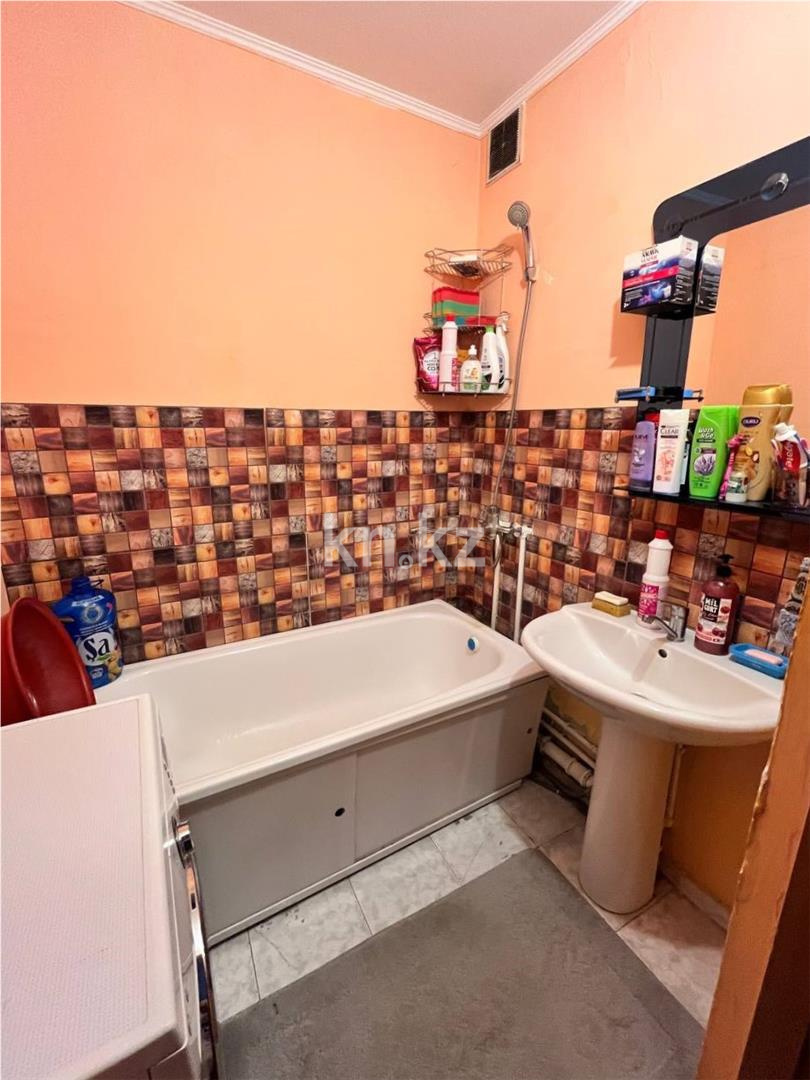 Продажа 1-комнатной квартиры, 41 м², ул. Ермекова в Караганде - фото 9