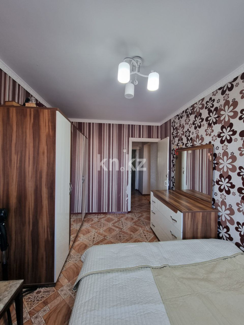 Продажа 4-комнатной квартиры, 80 м², пр. Назарбаева, дом  51 в Караганде - фото 2