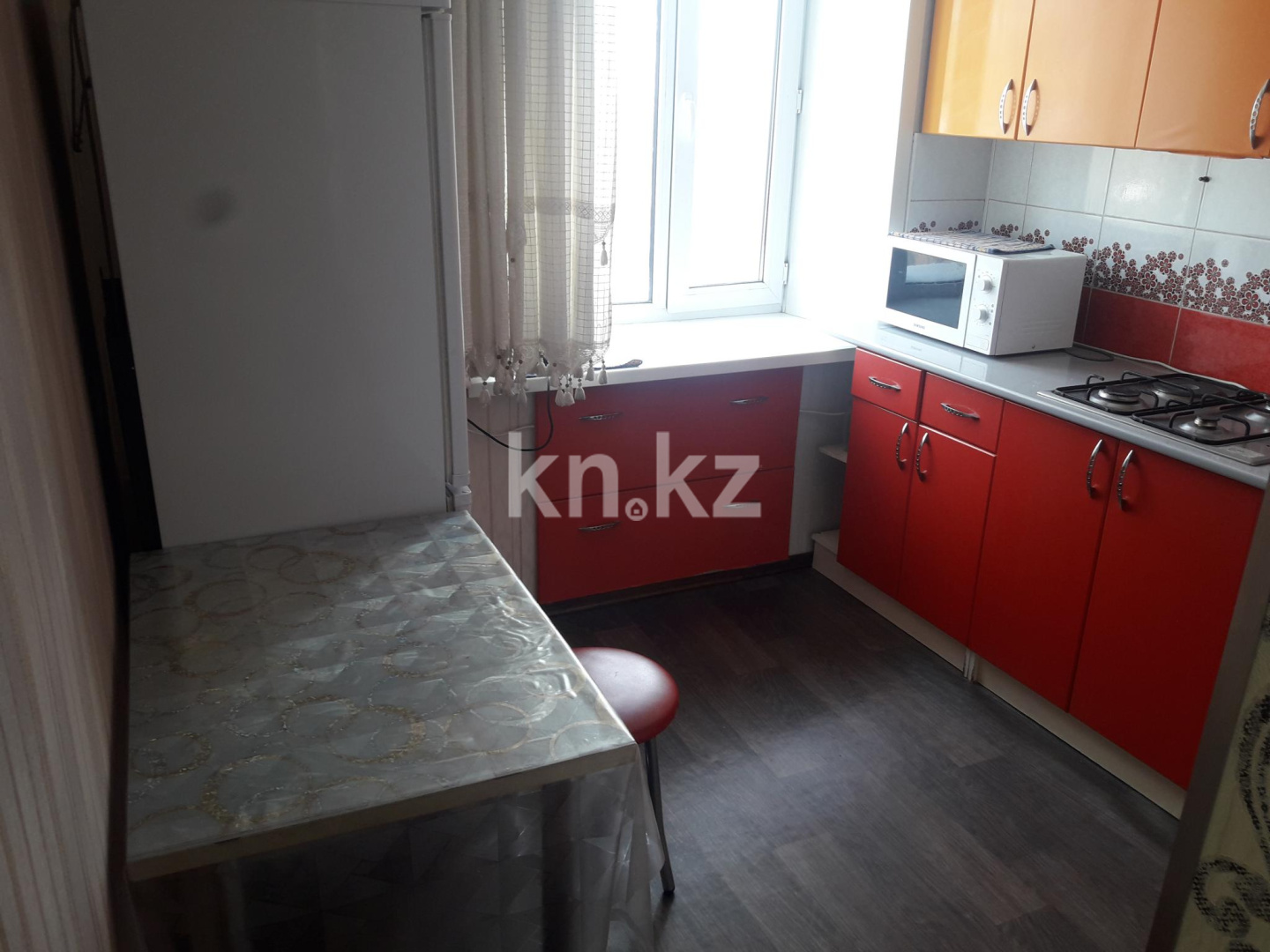 Аренда 1-комнатной квартиры посуточно, 35 м², пр. Бухар-жырау, дом  72 в Караганде - фото 3