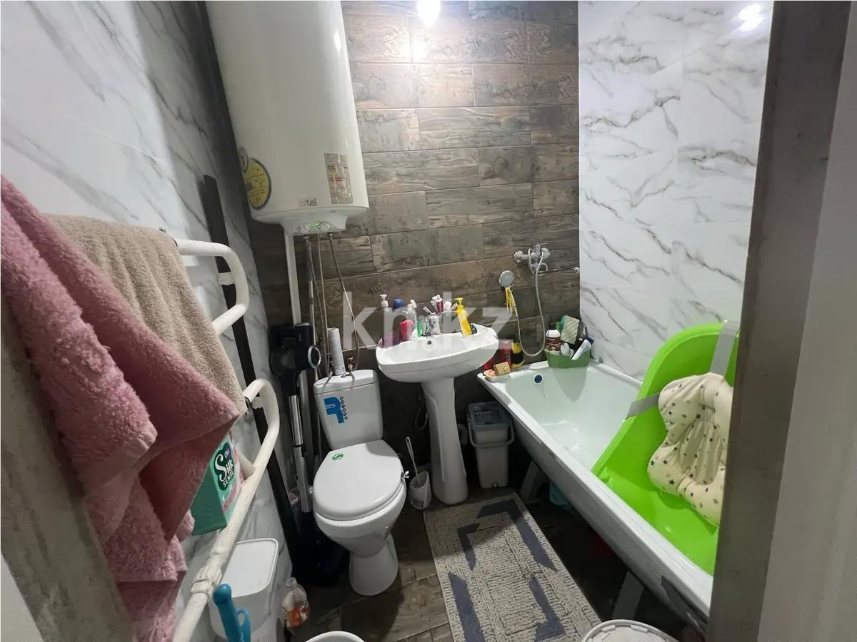 Продажа 1-комнатной квартиры, 32 м², мкр-н 21, дом  8 в Караганде - фото 3