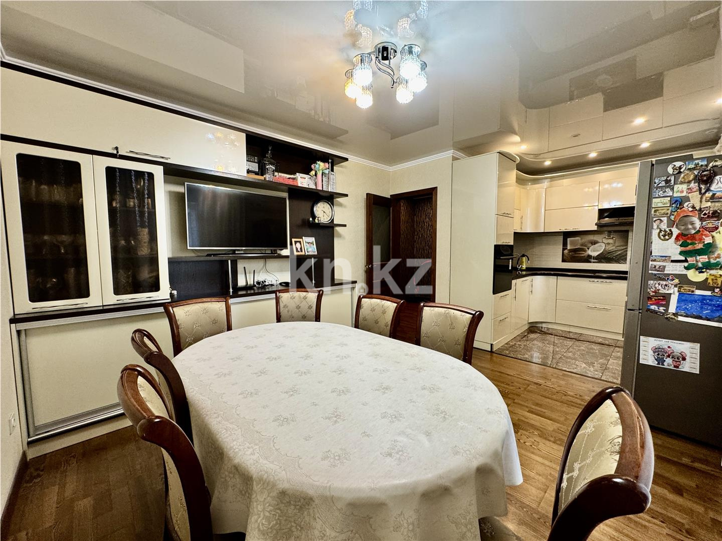 Продажа 4-комнатной квартиры, 93 м², ул. Аманжолова, дом  71 в Караганде - фото 12