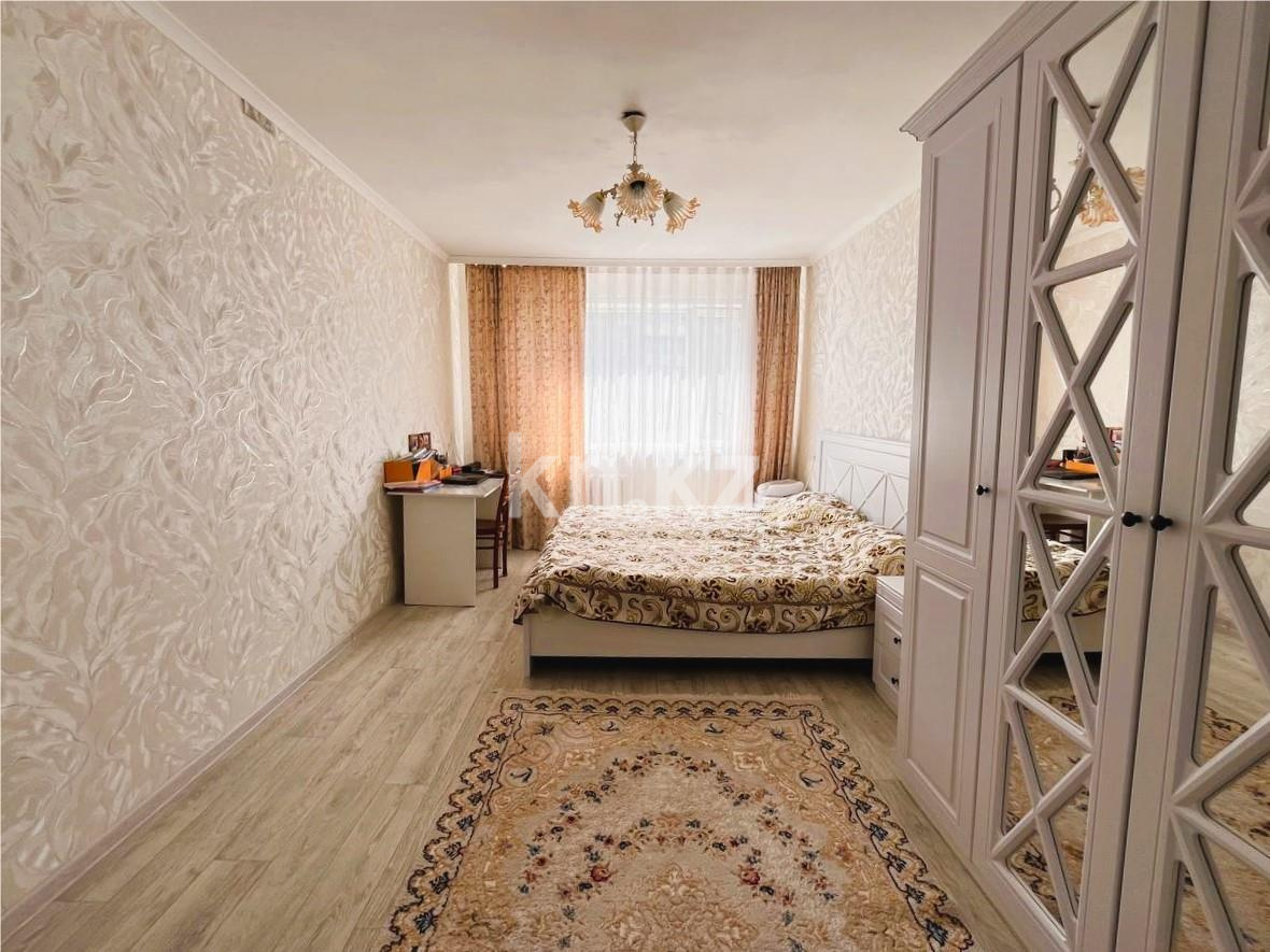 Продажа 3-комнатной квартиры, 62 м², ул. Муканова в Караганде - фото 2