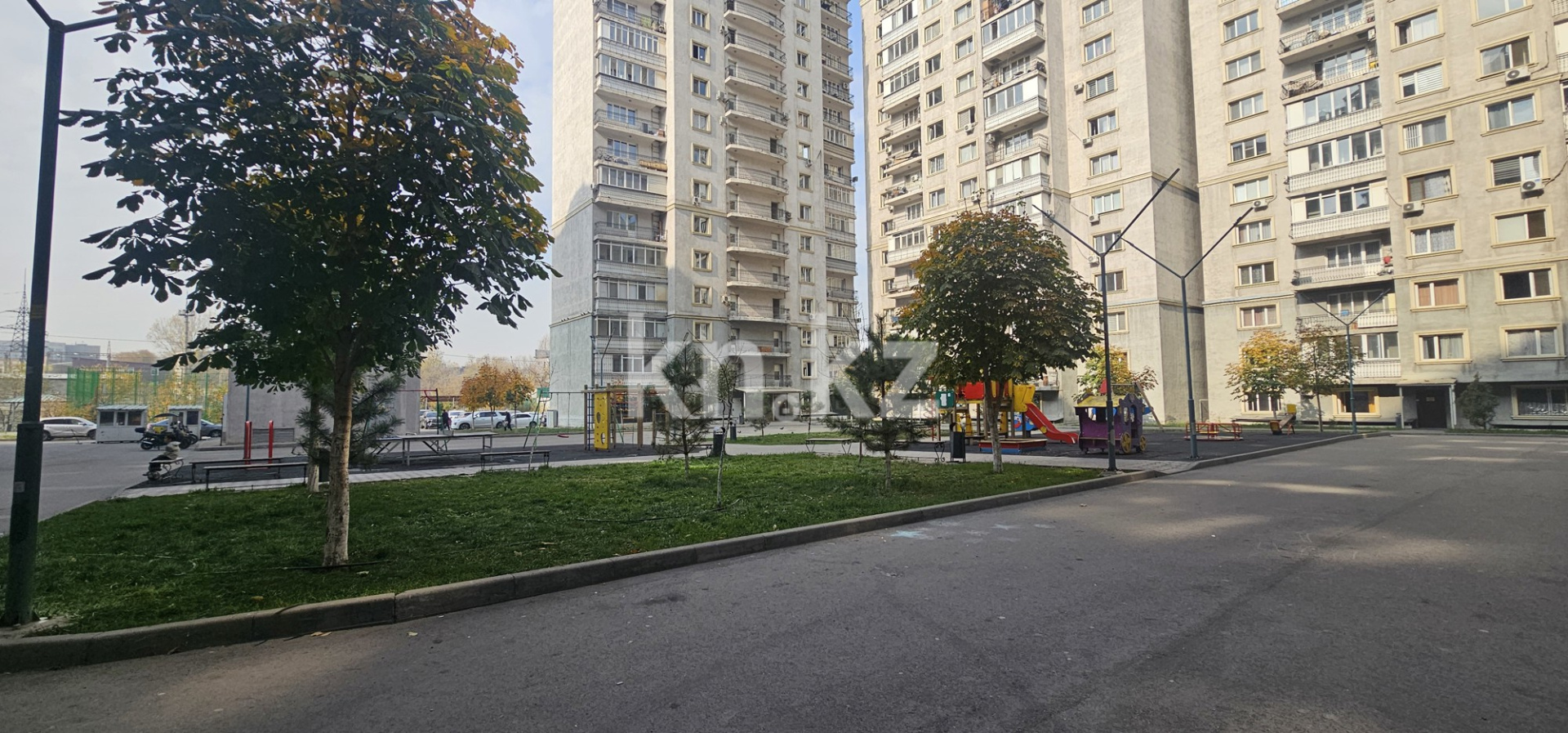 Продажа 2-комнатной квартиры, 65 м², ул. Толе би в Алматы - фото 2