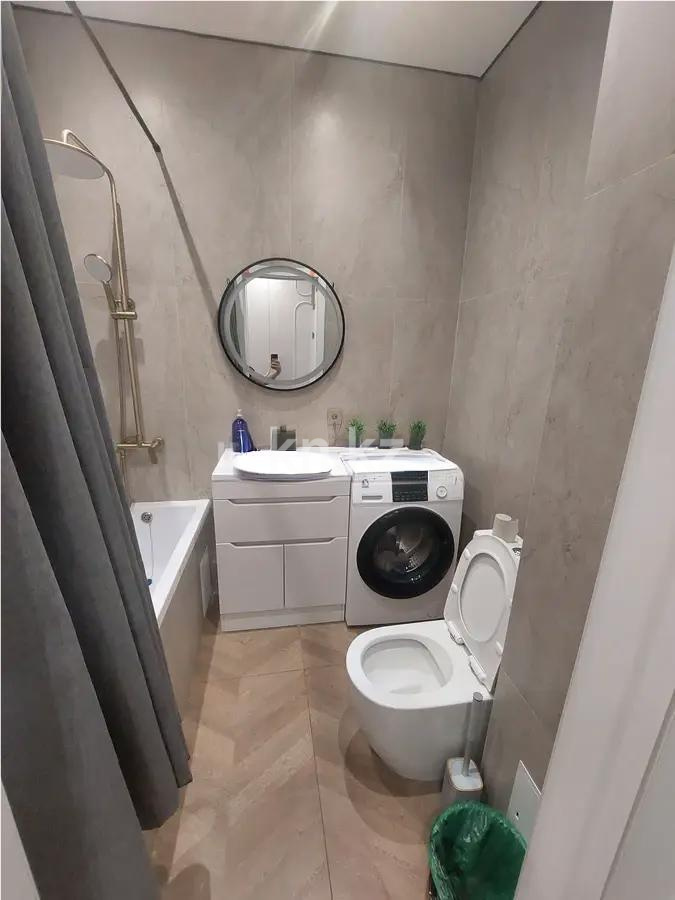 Продажа 4-комнатной квартиры, 83 м², пр. Туран, дом  71 в Астане - фото 6