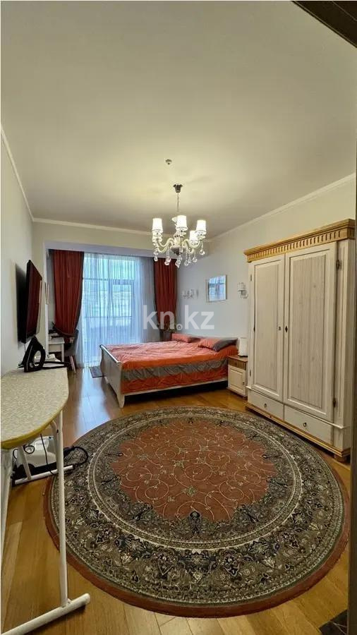 Продажа 4-комнатной квартиры, 138 м², ул. Каирбекова, дом  35а в Алматы