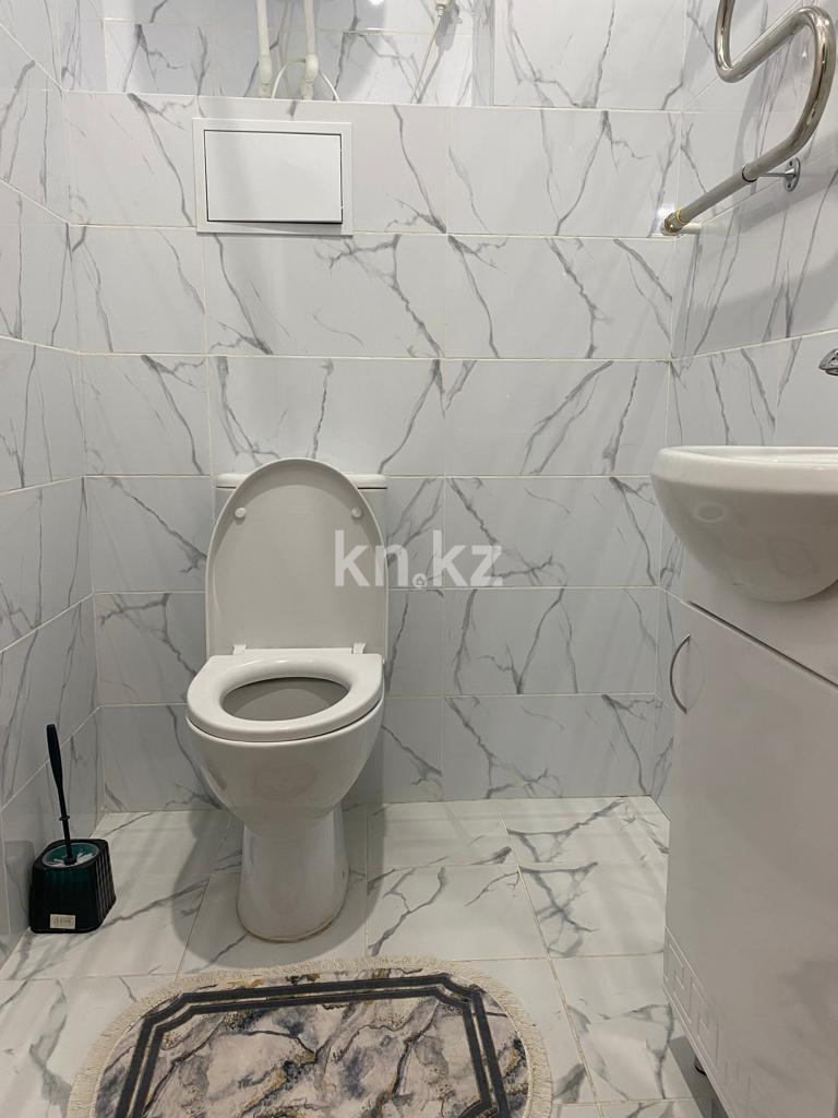 Продажа 2-комнатной квартиры, 57 м², ул. Дюсембекова в Караганде - фото 7