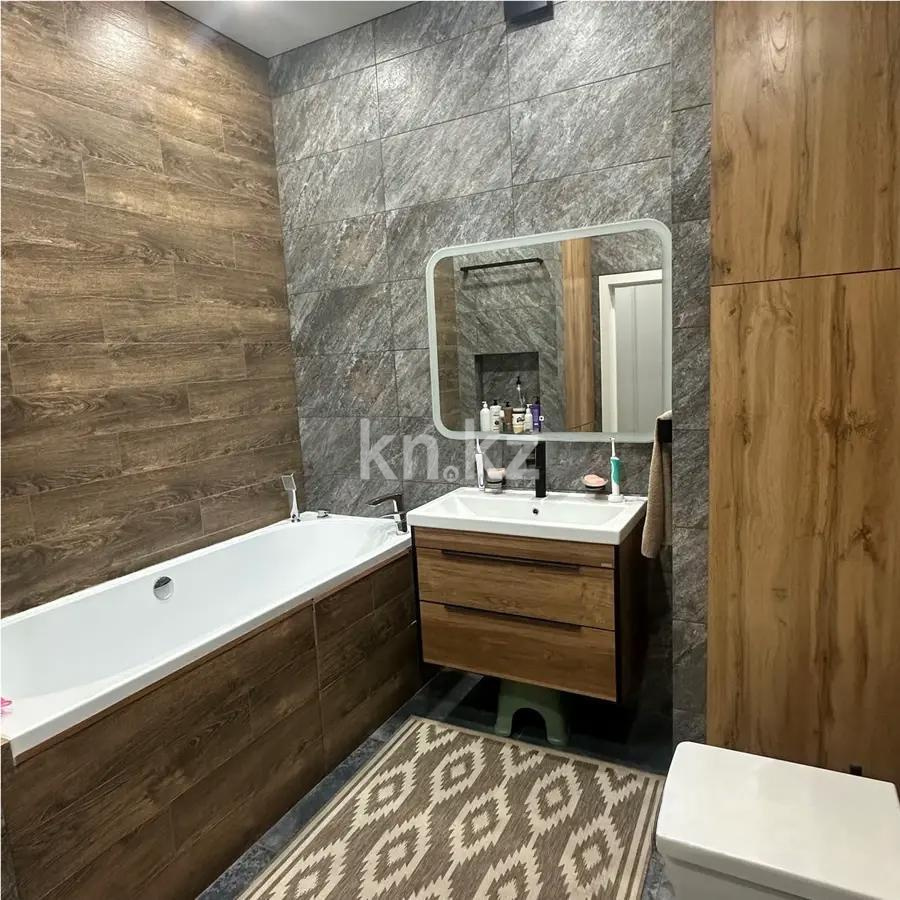 Продажа 4-комнатной квартиры, 149 м², ул. Таттимбета, дом  16/1 в Караганде - фото 6
