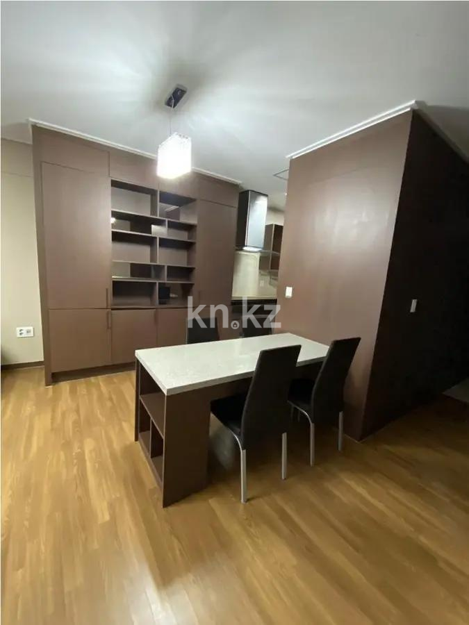 Продажа 2-комнатной квартиры, 70 м², пр. Кошкарбаева, дом  10/1 в Астане - фото 3
