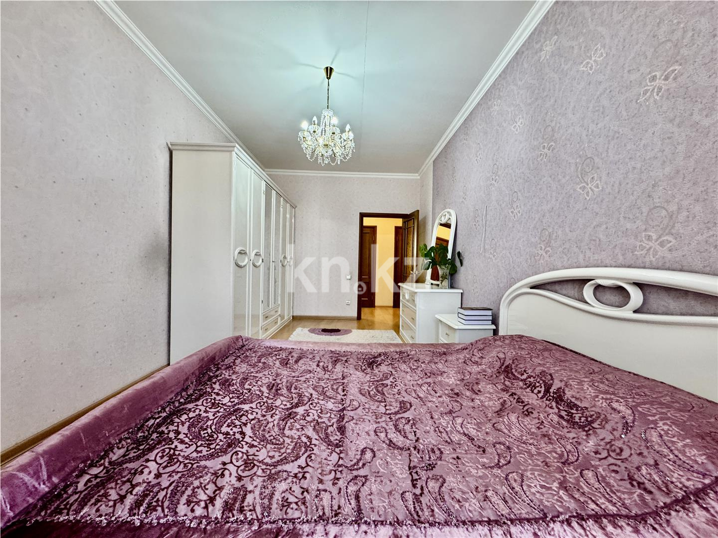 Продажа 3-комнатной квартиры, 132 м², ул. Абая, дом  5 в Караганде - фото 18